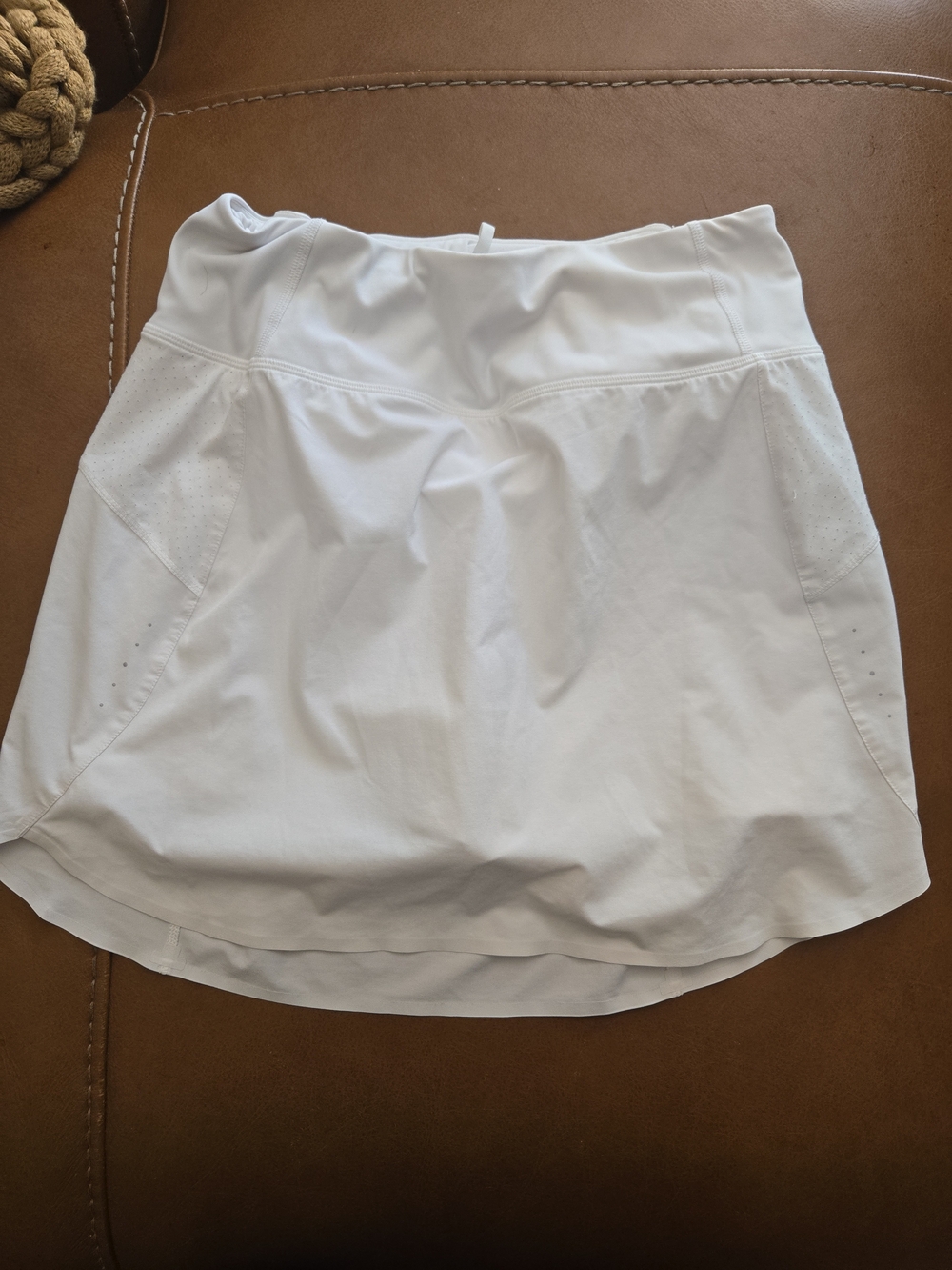 NWT Athleta Run With It 16" White Skort S Tennis Golf Athletic Built-In Shorts